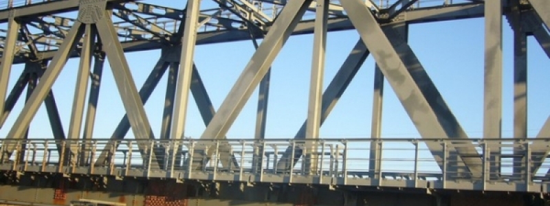 Окраска пролетов жд моста в Самаре. Заказчик: ЗАО «Волгаспецстрой»